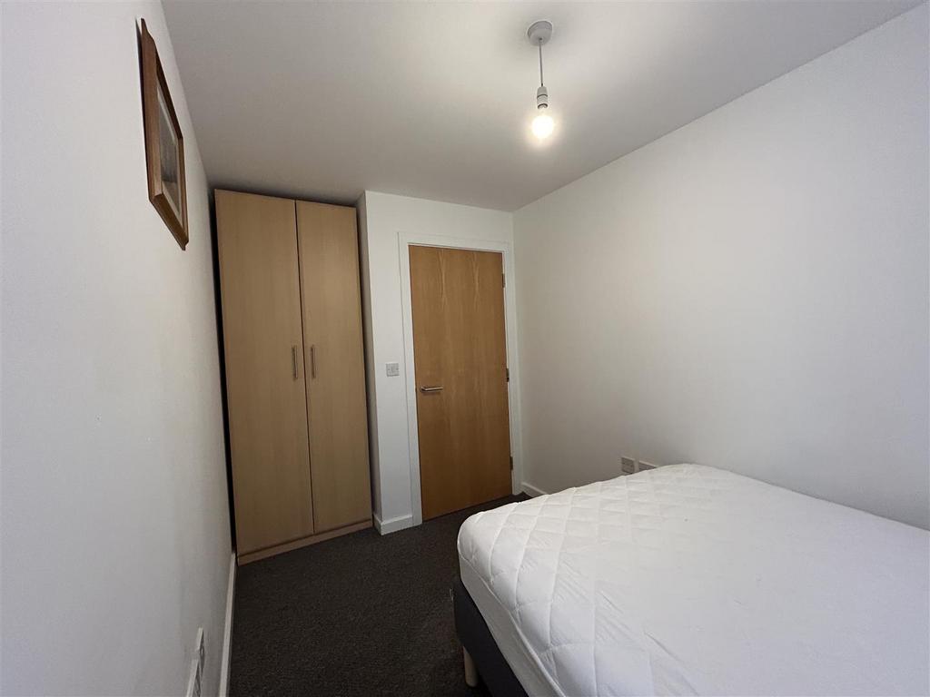 2nd Bedroom (2).jpeg