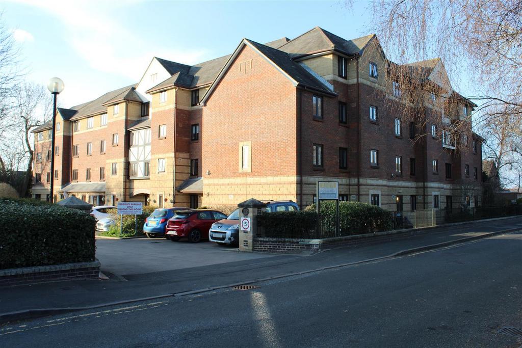 Belfry Drive Wolaston 1.jpg
