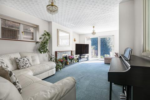 4 bedroom detached house for sale, Brookdene Drive, Northwood, HA6
