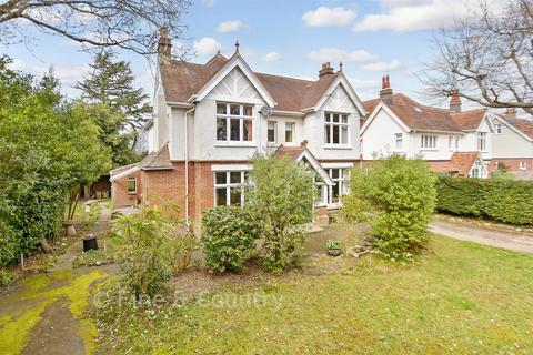 6 bedroom detached house for sale, New Barn Road, East Cowes, Isle of Wight