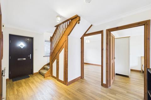 2 Meadow Way, St Issey, Wadebridge, PL27 7QR