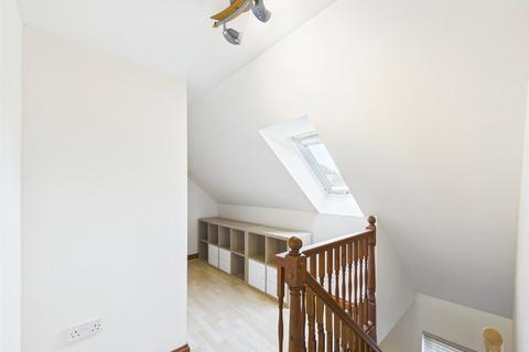 2 Meadow Way, St Issey, Wadebridge, PL27 7QR