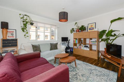 2 bedroom flat for sale, Bonner Street, London
