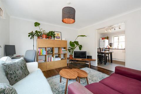 3f Bonner Street, London, E2 0QP