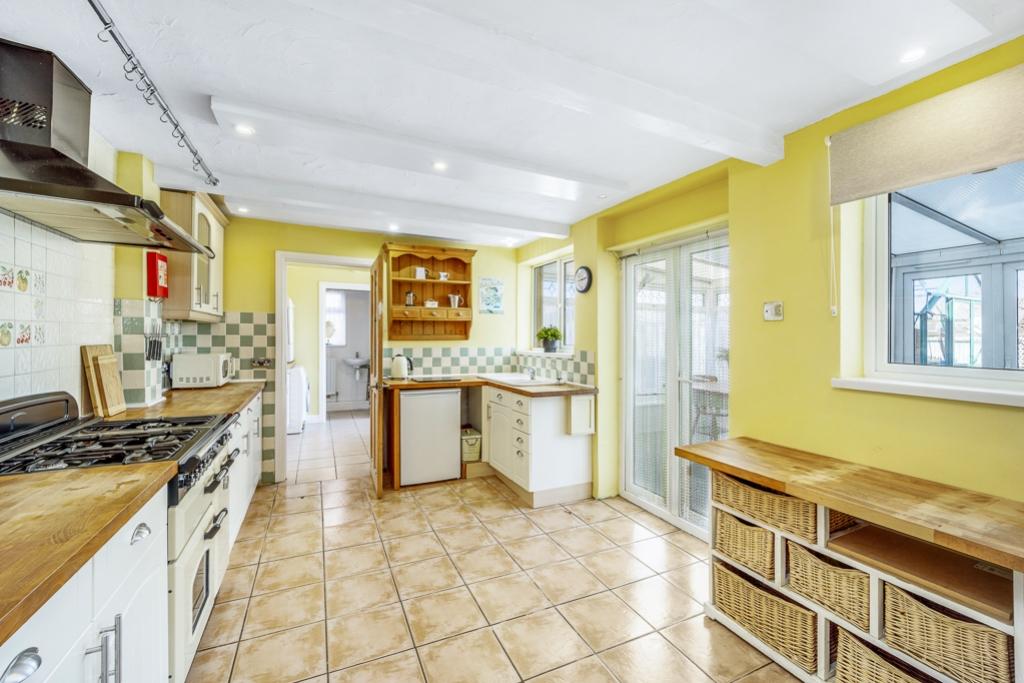 Cherry Tree Cottage (Boston)-21