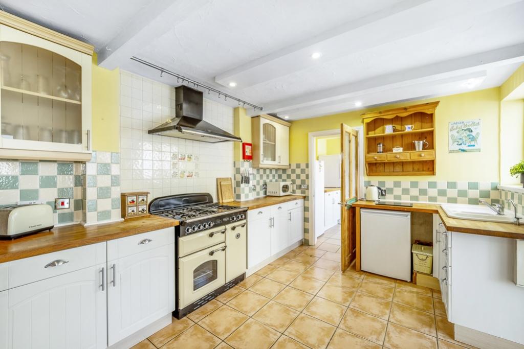 Cherry Tree Cottage (Boston)-22