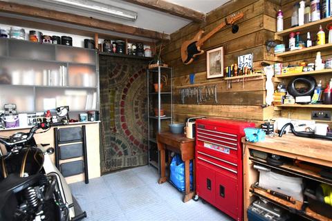 1a Blights Row, Redruth, TR15 1JL