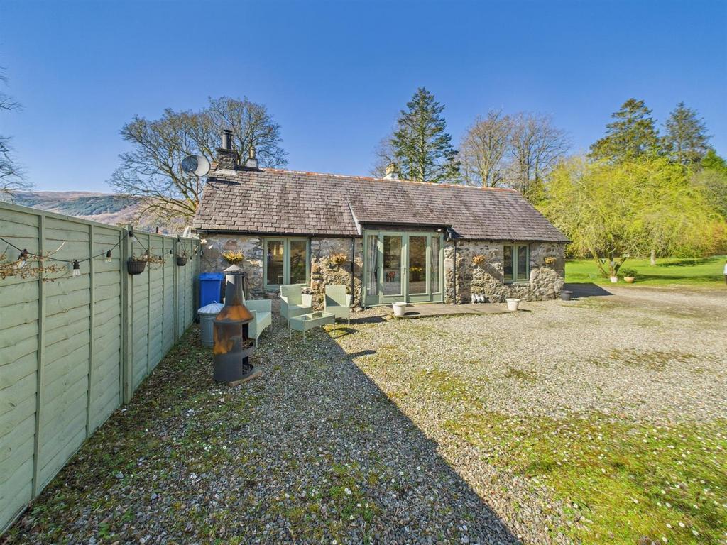 Willow cottage