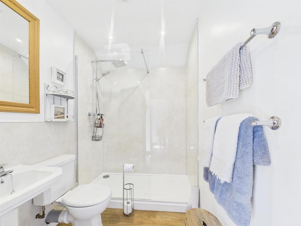 Willow cottage shower room
