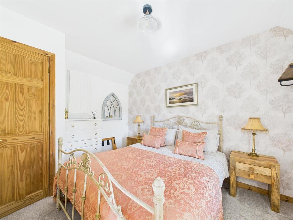 Willow cottage bedroom