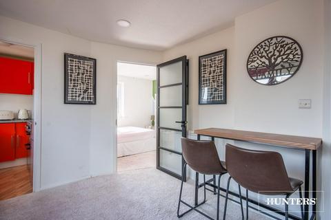 1 bedroom apartment for sale, Collins House, London, NW10
