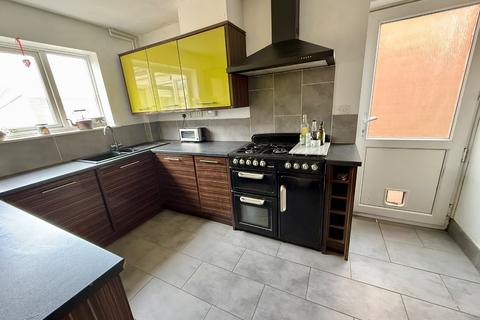 58 Trinity Close, Daventry, NN11 4RN