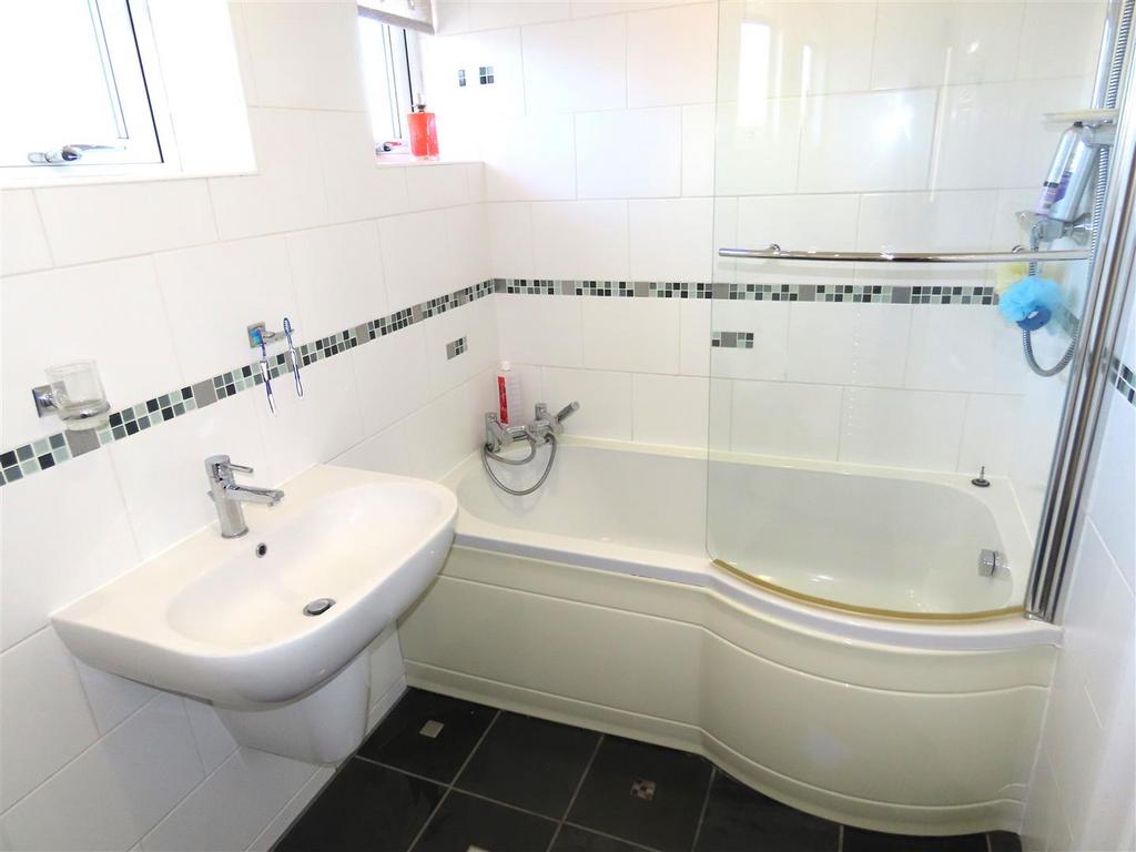 Modern bathroom