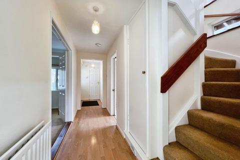5 Wrights Close, Tenterden, TN30 6QN
