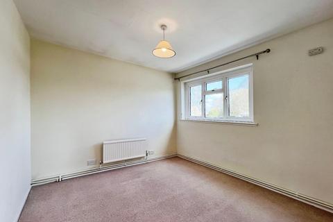 5 Wrights Close, Tenterden, TN30 6QN