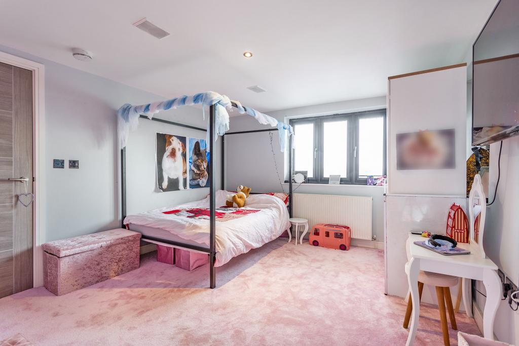 Bedroom 5a