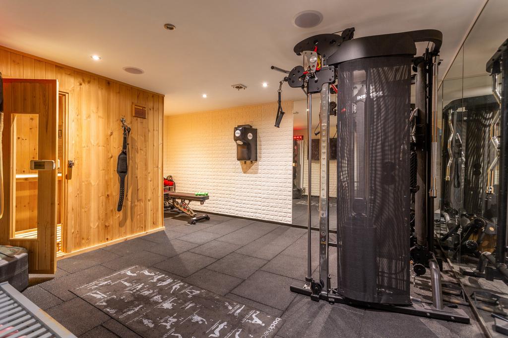 Gym b