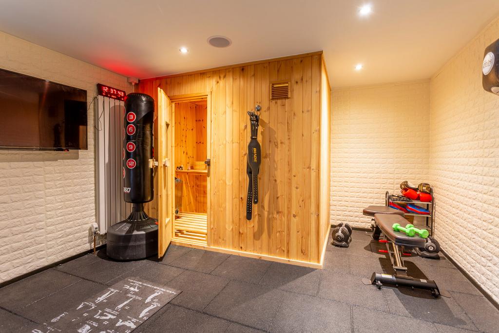 Gym/sauna