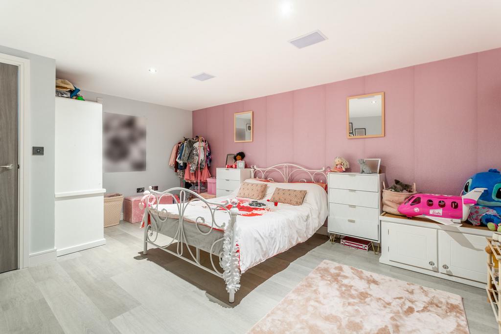 Bedroom 4