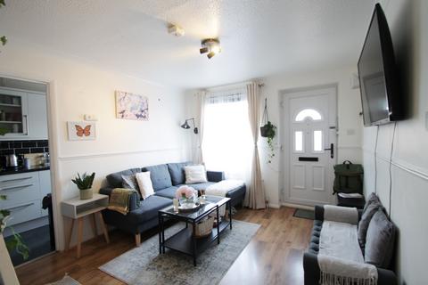 1 bedroom semi-detached house to rent, Otterfield Road, Yiewsley, West Drayton, UB7