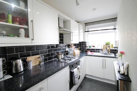 1 bedroom semi-detached house to rent, Otterfield Road, Yiewsley, West Drayton, UB7