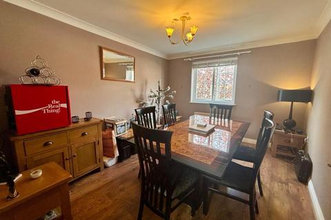 3 Georges Drive, Grange Park, Northampton, NN4 5DU