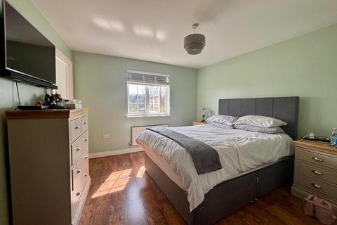 3 Georges Drive, Grange Park, Northampton, NN4 5DU