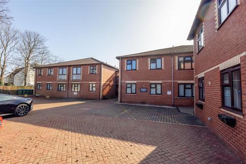 1 bedroom ground floor flat for sale, Gosport Road, Fareham PO14