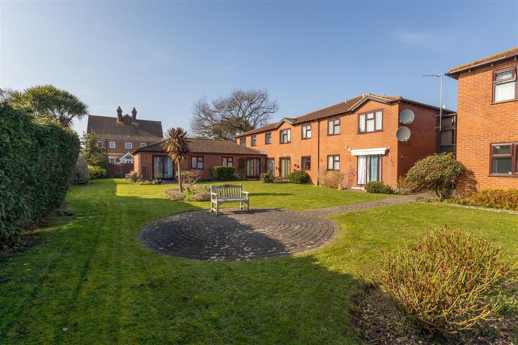 Grosvenor Court-05.jpg