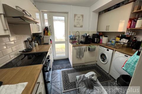 4 bedroom semi-detached house for sale, Heol Y Mynydd Ystrad - Ystrad