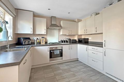 11 Gregory Close, Doseley, Telford, TF4 3FH