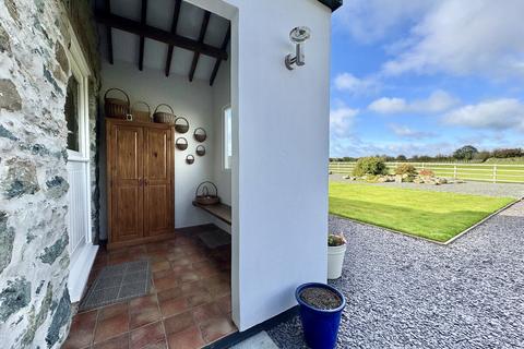3 bedroom character property for sale, Tremoelgoch Bach, Llanfachraeth, LL65