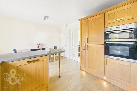 44 Millers Drive, Dickleburgh, Diss, IP21 4PX