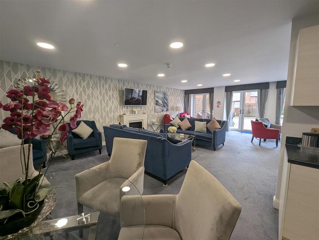 Communal Lounge