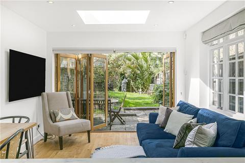 undefined, Kings Avenue, London, SW4