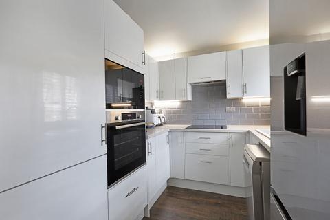 2 bedroom apartment for sale, Palmerston Road, Buckhurst Hill, IG9