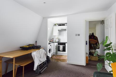 2 bedroom flat for sale, Castle Road, Southsea PO5