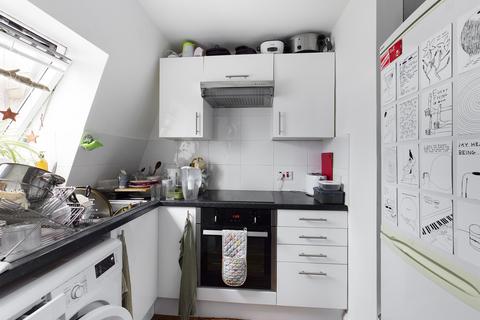 2 bedroom flat for sale, Castle Road, Southsea PO5