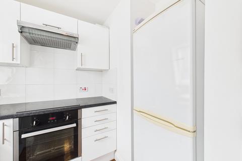 2 bedroom flat for sale, Castle Road, Southsea PO5
