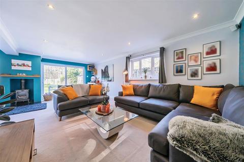 4 bedroom detached house for sale, Hazel Grove, Arundel