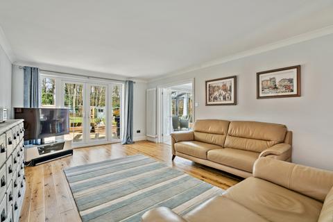 4 bedroom detached house for sale, Haywood Park, Chorleywood, WD3