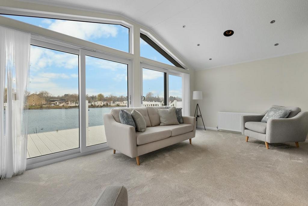 6 Lakeside Walk   Living Room