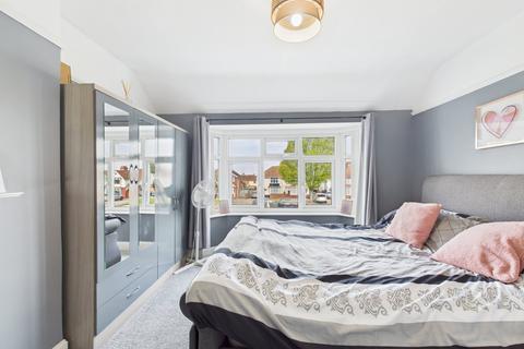 77 Finlay Road, Gloucester, GL4 6TW