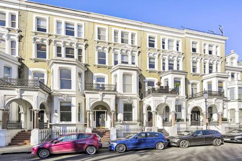 2 bedroom flat for sale, Redcliffe Square, Chelsea, London, SW10