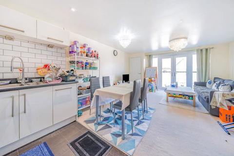38 Chadwick Road, Slough, SL3 7FU