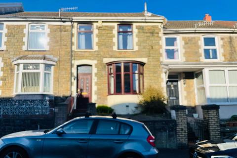 2 bedroom terraced house for sale, Grosvenor Road, Abertillery. NP131PA