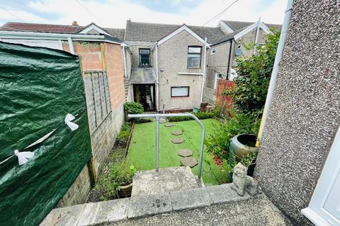 2 bedroom terraced house for sale, Grosvenor Road, Abertillery. NP131PA