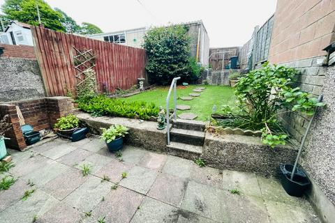 2 bedroom terraced house for sale, Grosvenor Road, Abertillery. NP131PA