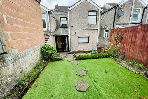 2 bedroom terraced house for sale, Grosvenor Road, Abertillery. NP131PA