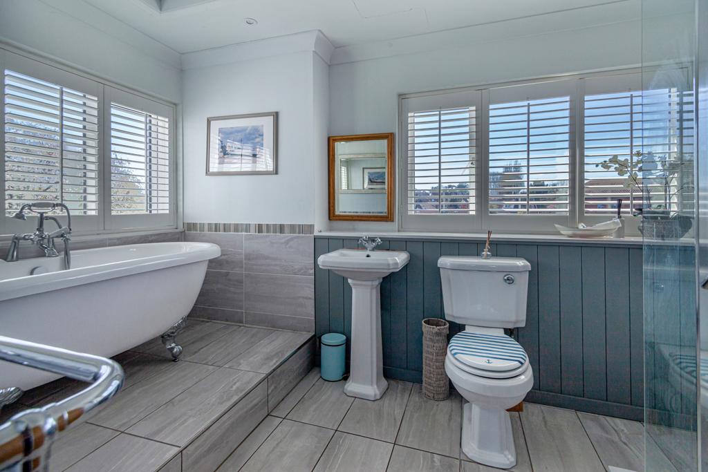 Holiday let bathroom